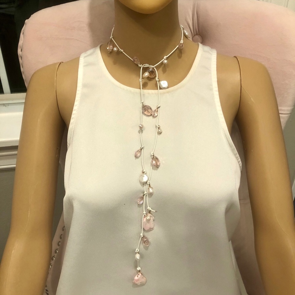 💗🌸 White and Pink Lariat Wrap Necklace